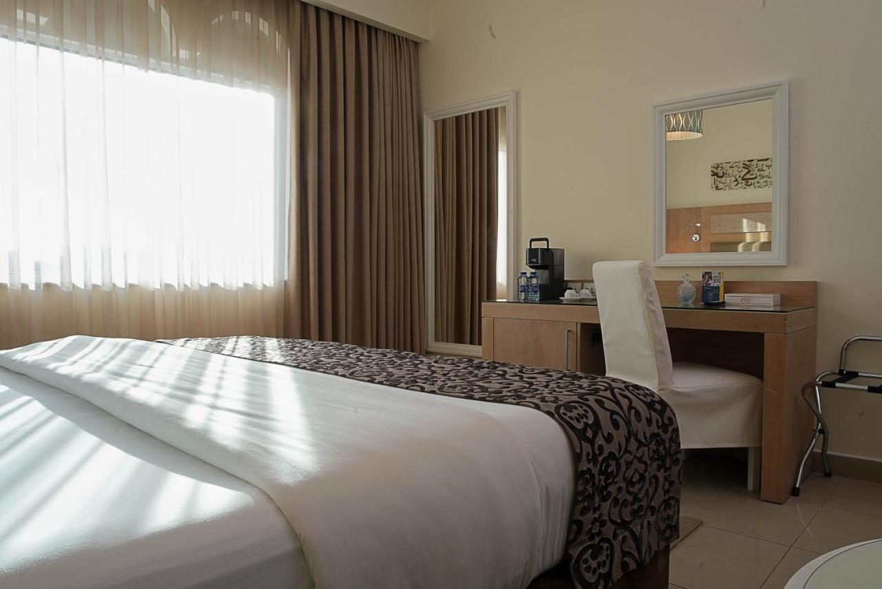 Toledo Amman Hotel Exterior photo